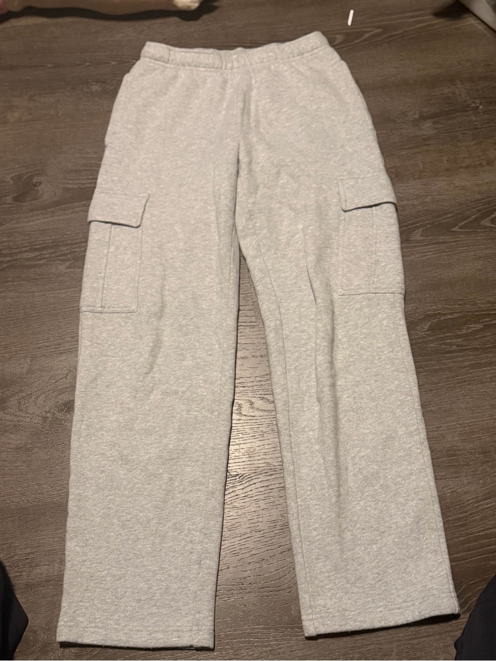 Womans aritzia Gray Cargo Sweatpants - Comfort Fit